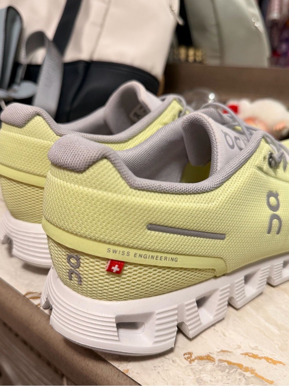 On Running Women's Cloudswift Trainer in Lemon and Light Gray